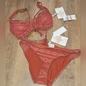 NWT BECCA Crochet Mesh Chocolate Hispter Bikini Set, both size Small